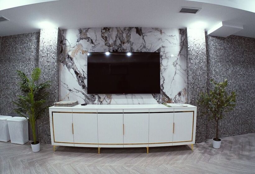 هتل Shymkent Park