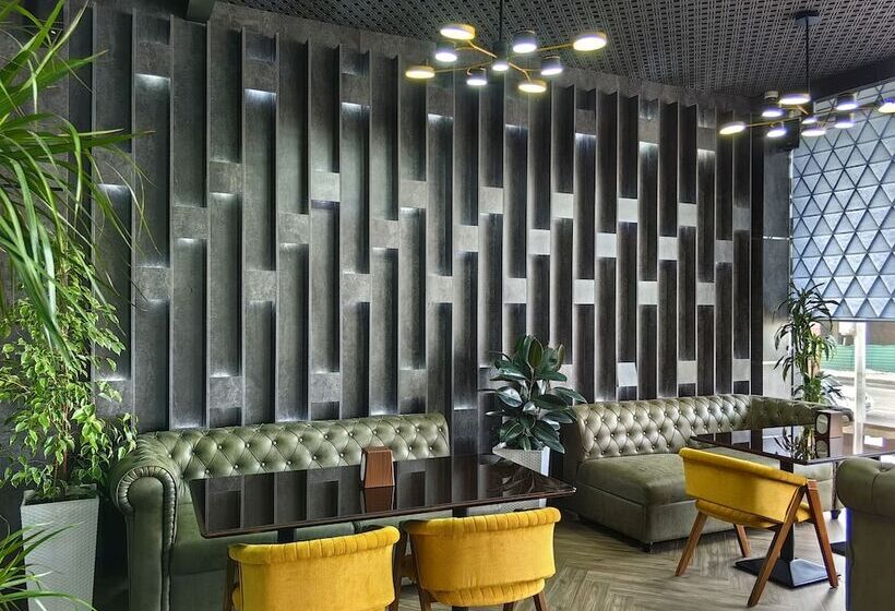 هتل Shymkent Park