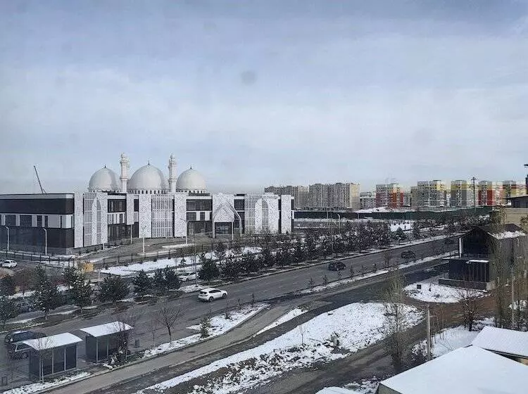 هتل Shymkent Park