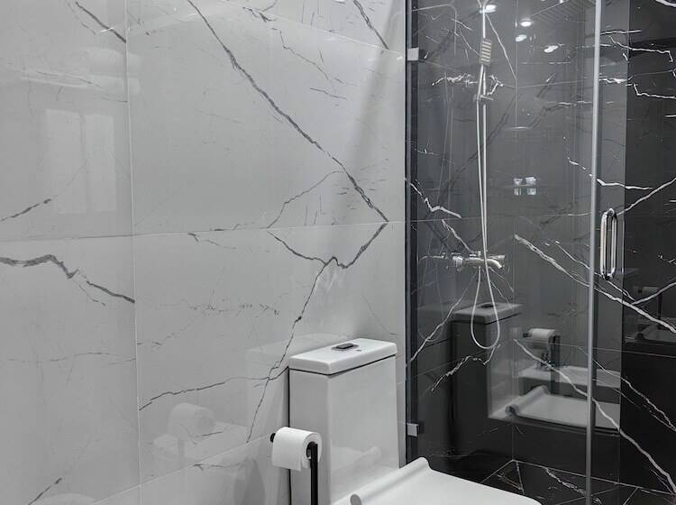 هتل Shymkent Park