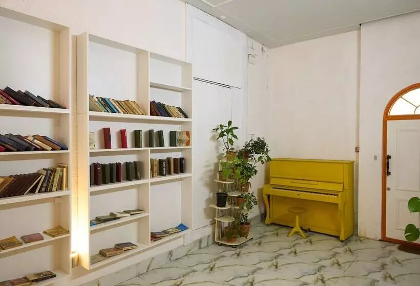 هتل Zimmer Boutique