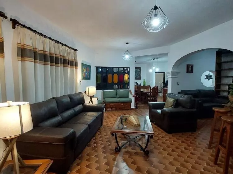 Majatalo Casa Chanito