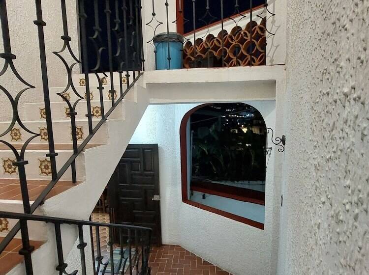 ペンション Casa Chanito