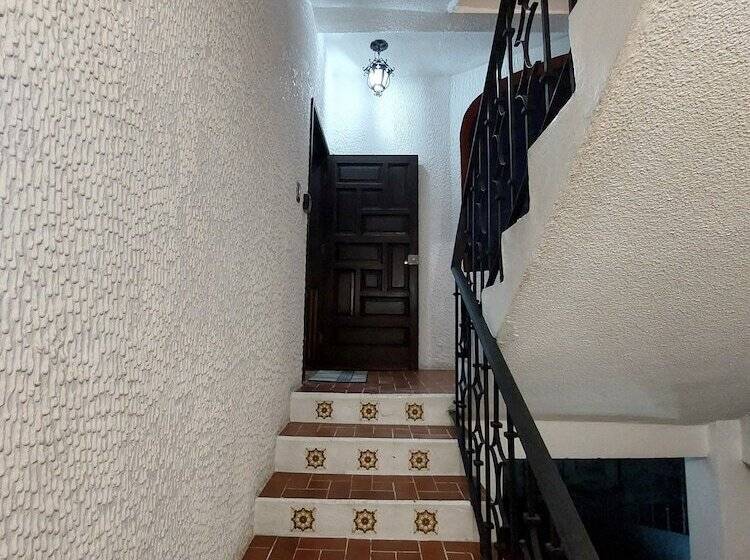 ペンション Casa Chanito