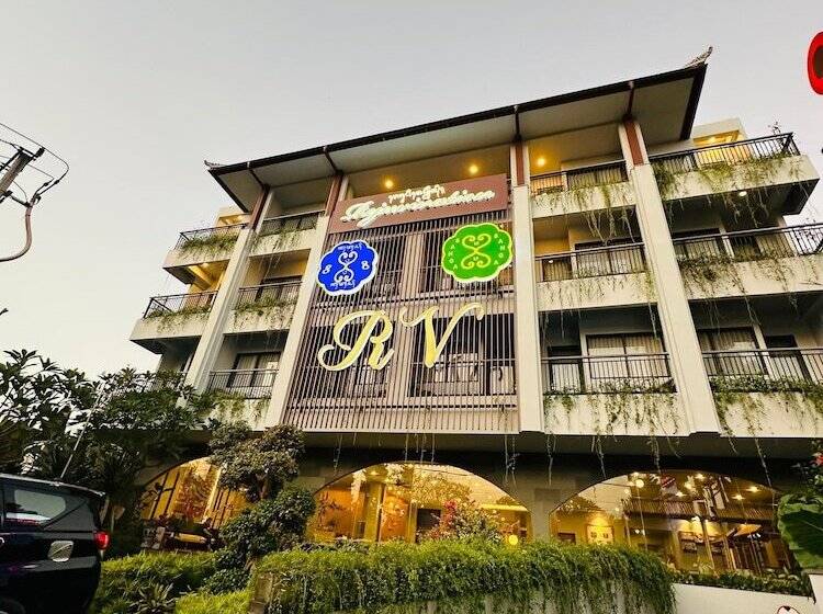 Rv Hotel Kutus Kutus