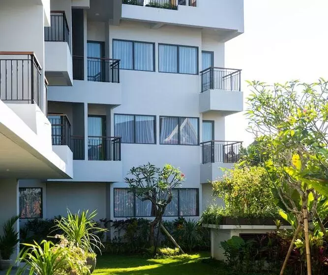 Rv Hotel Kutus Kutus