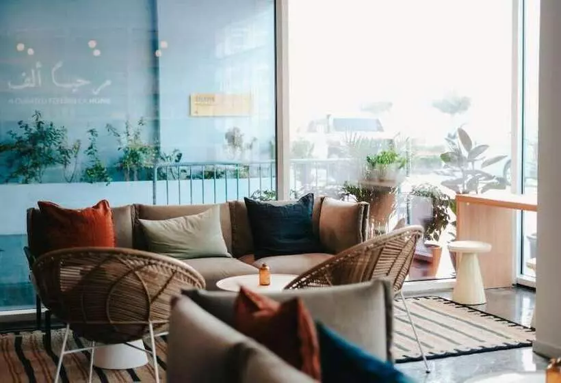 Shada Hotels Jumeirah Gardens
