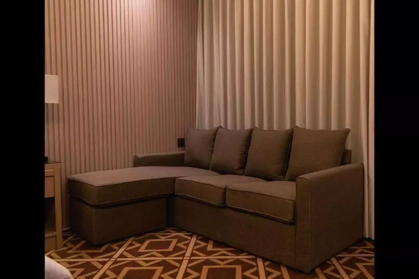 Best Western Plus Jeddah Hotel Madinah Road