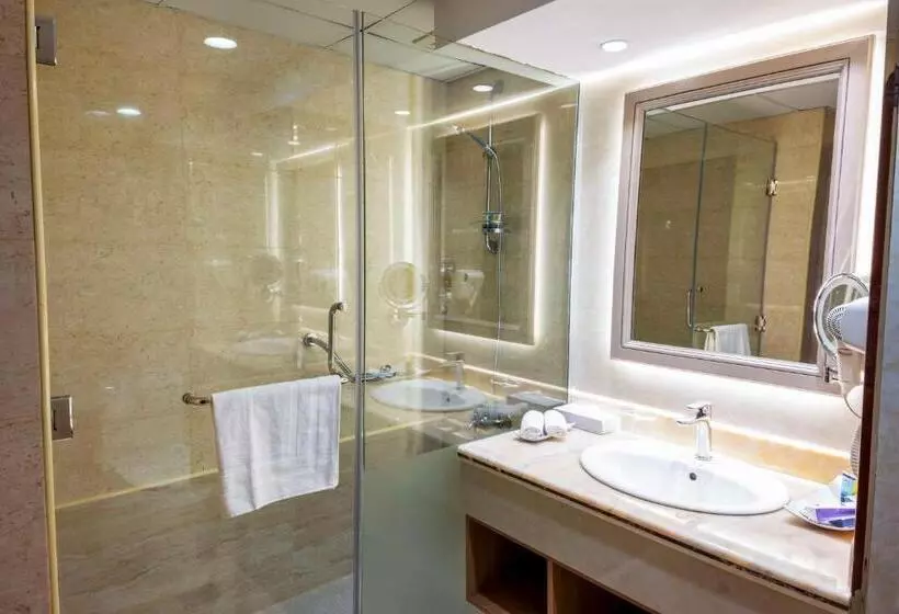 Best Western Plus Jeddah Hotel Madinah Road