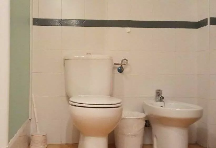 Apartamentos Las Tuyas 3000