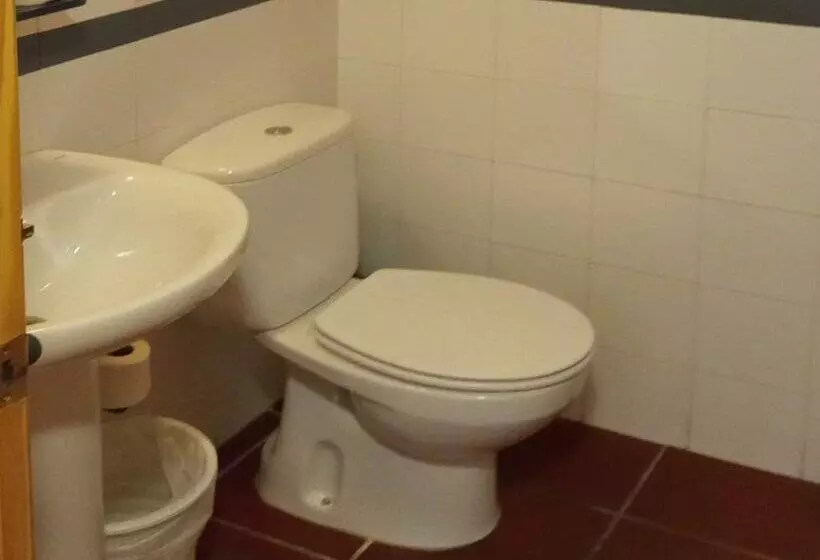 Apartamentos Las Tuyas 3000