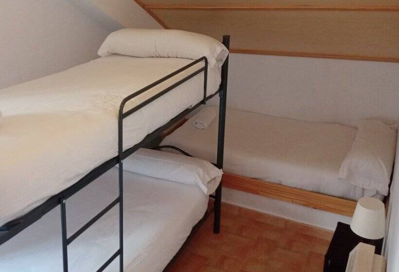 Apartamentos Las Tuyas 3000