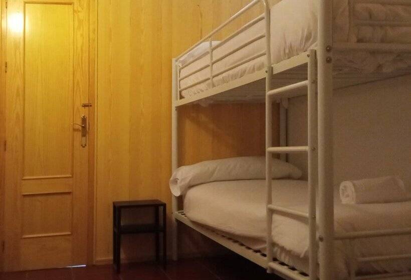 Apartamentos Las Tuyas 3000