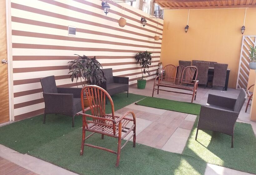 Amaris Hotel   Hostel