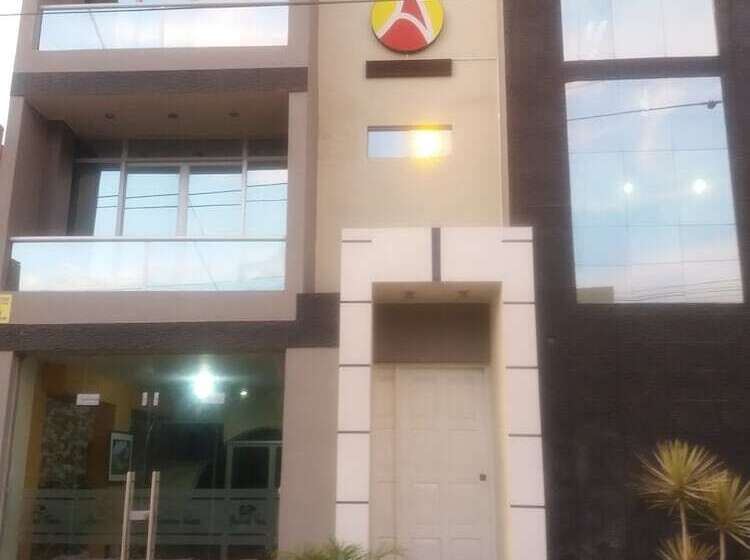 Amaris Hotel   Hostel