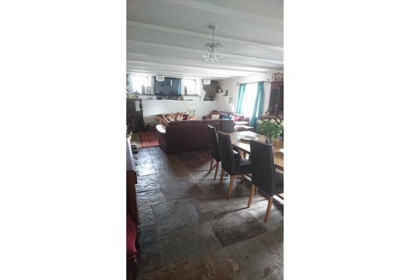 مبيت وإفطار Middle Mill