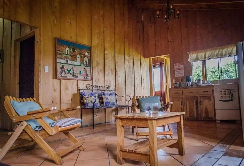 هتل Chalets Los Volcanes