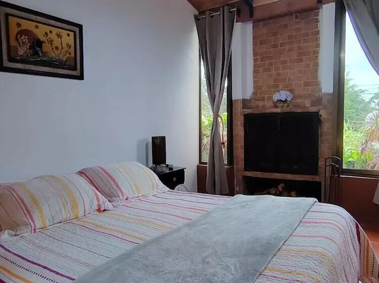 هتل Chalets Los Volcanes