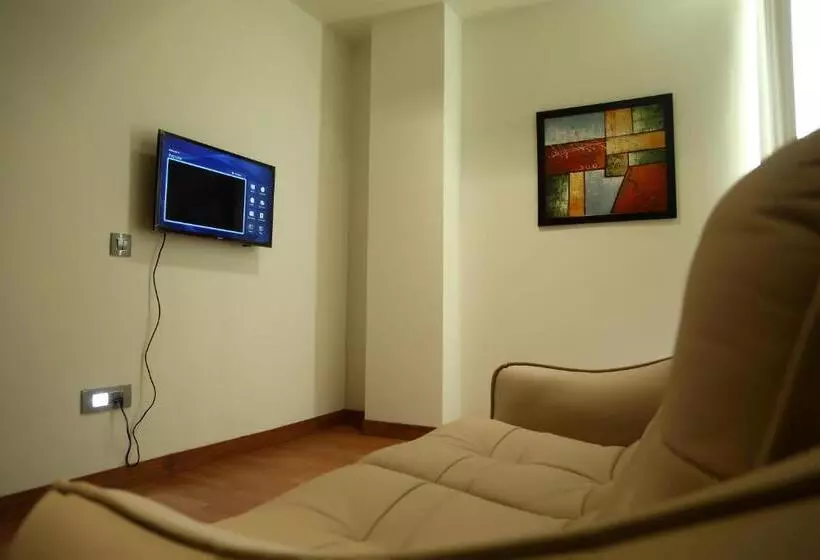 Hotel Imperia Suites