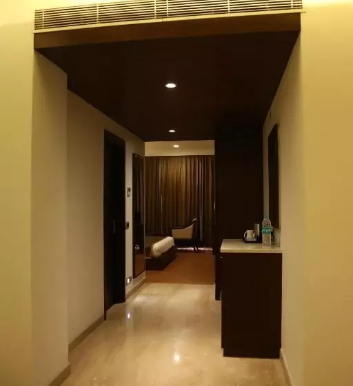 Hotel Imperia Suites