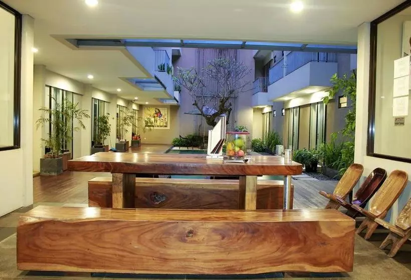 ホテル Zen Rooms Permata 5 Karawaci Syariah