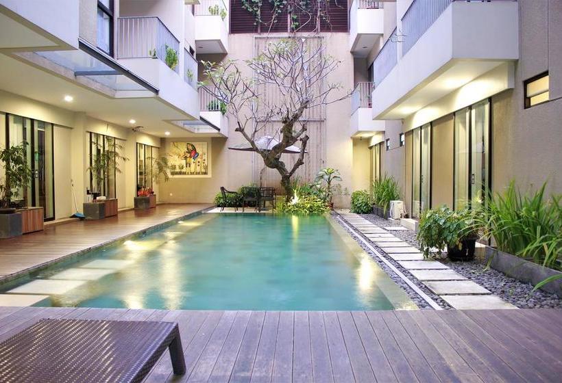 ホテル Zen Rooms Permata 5 Karawaci Syariah