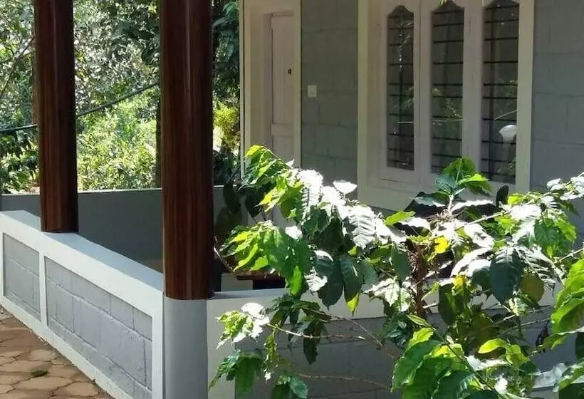 Lomakeskus Whispering Woods By Rai Hospitalities