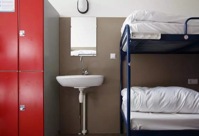 Shelter Jordan Amsterdam Hostel