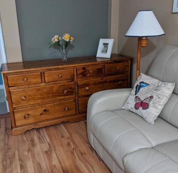 Bear & Butterfly Bed And Breakfast