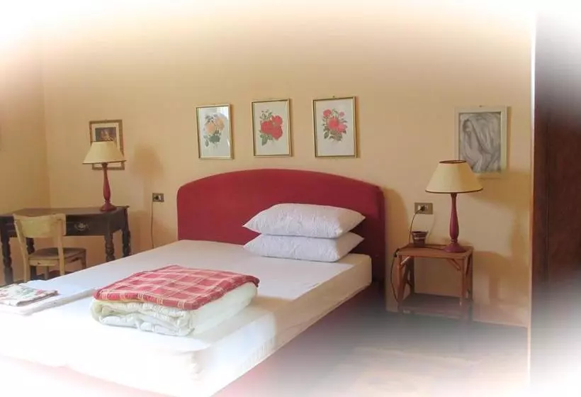ベッドアンドブレックファースト Agriturismo Le Colombaie