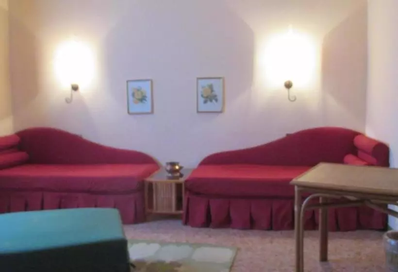 ベッドアンドブレックファースト Agriturismo Le Colombaie