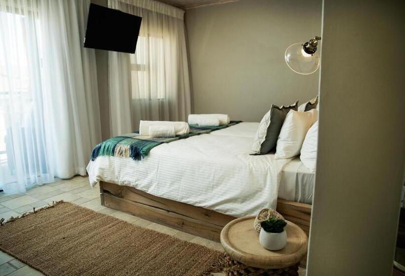 تختخواب و صبحانه Driftwood Guesthouse