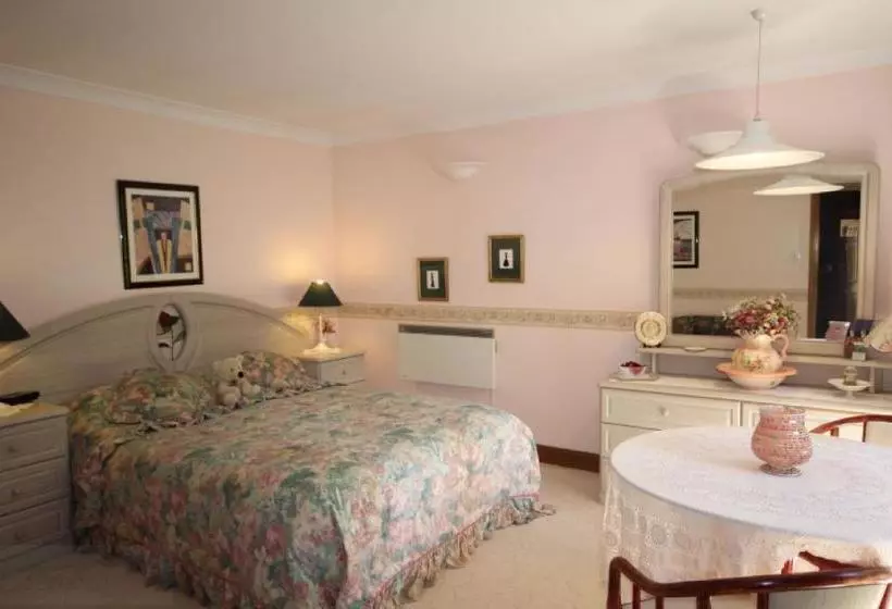 Aamiaismajoitus (B&B) Kalimna - Garden Room