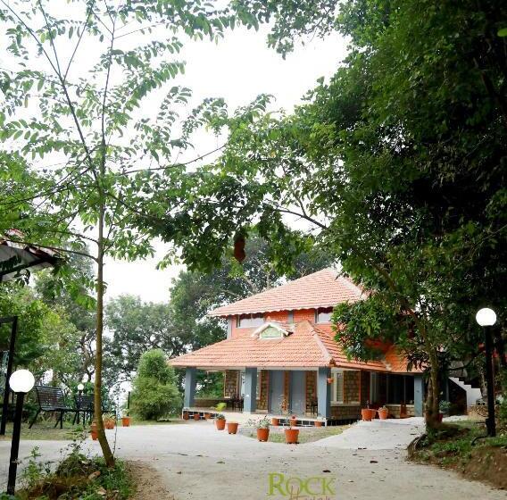 Bed and Breakfast Rock Haven Wayanad