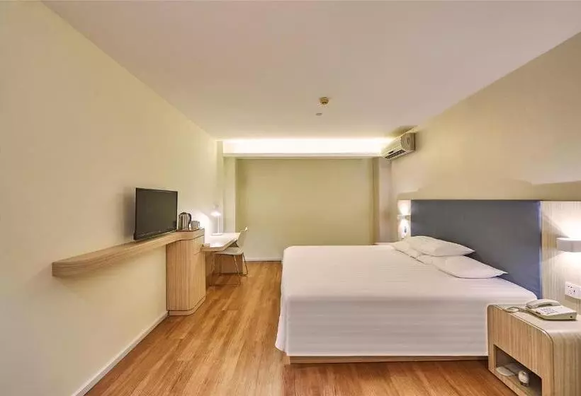 Hotelli Hanting  Yinchuan Railway Station Xinhualian Plaza