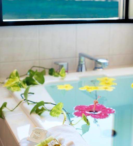 هتل Bali Resort In Ishigakijima