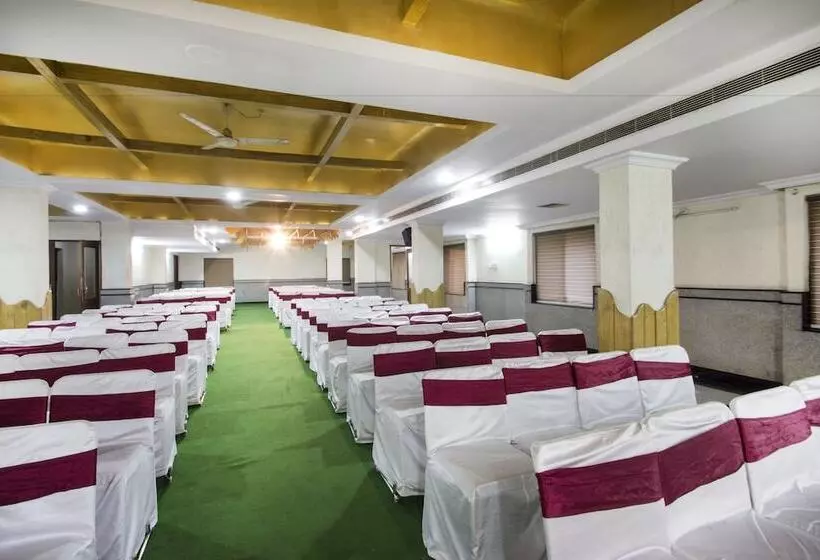 ホテル Oyo Rooms Near Dilsukh Nagar Bus Stop