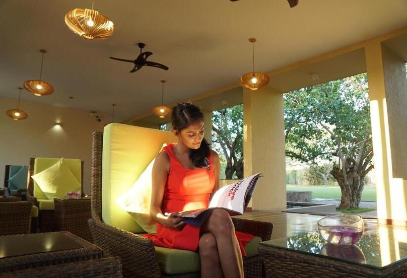 فندق Sooriya Resort & Spa