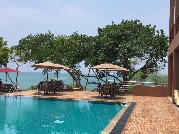 فندق Sooriya Resort & Spa