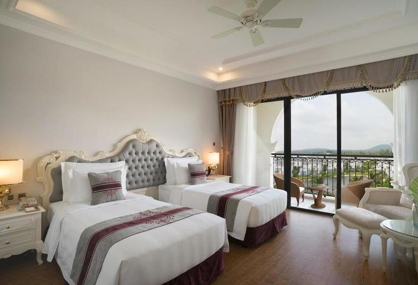 Hotel Wyndham Grand Phu Quoc