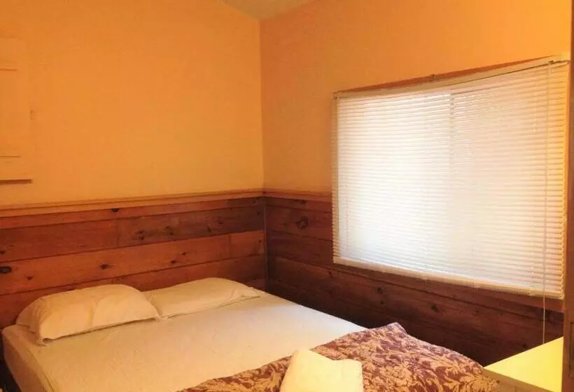Lomakeskus High Falls Bay Cottages, Camping & Waterpark