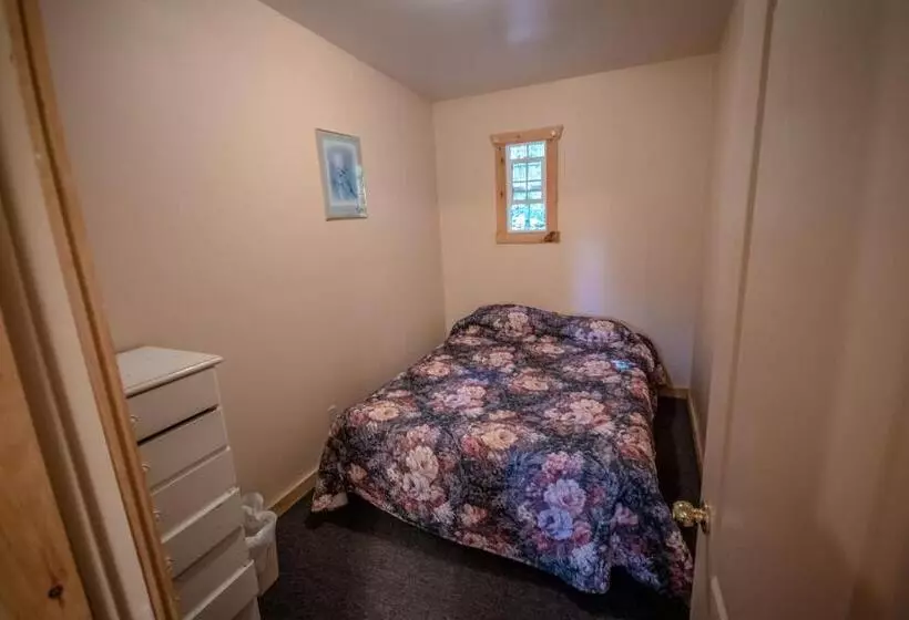 Lomakeskus High Falls Bay Cottages, Camping & Waterpark