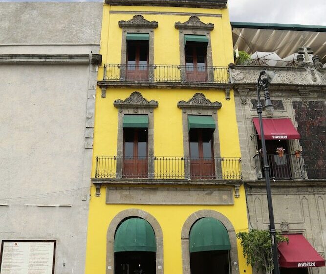 Hostal Mexiqui Zocalo   Hostel