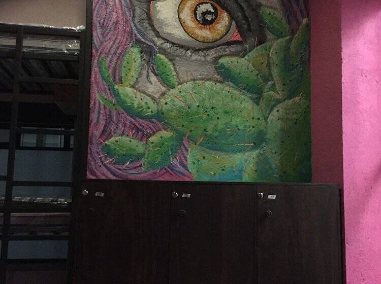 Hostal Mexiqui Zocalo   Hostel