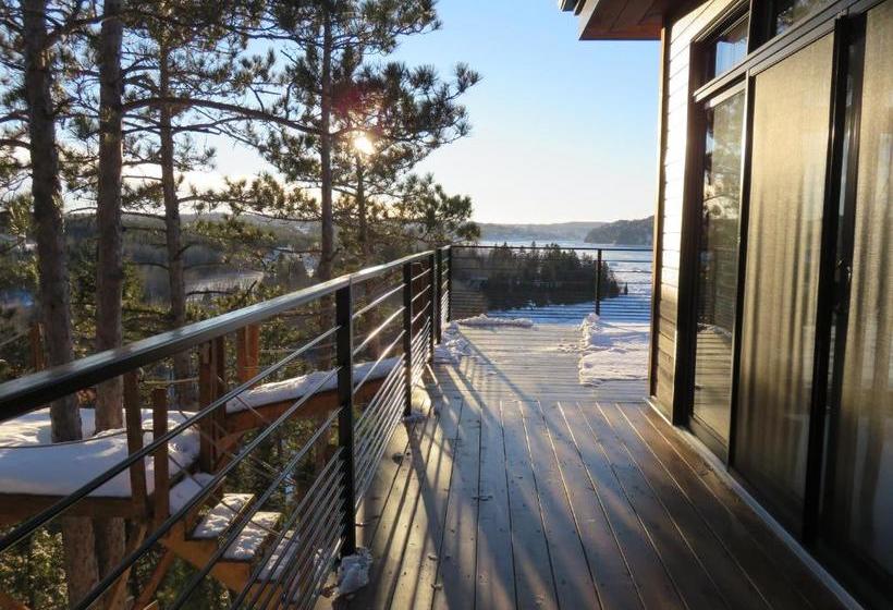 민박 Gîte Du Haut Des Arbres