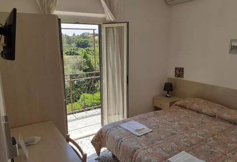 ホテル Albergo Bel Tramonto
