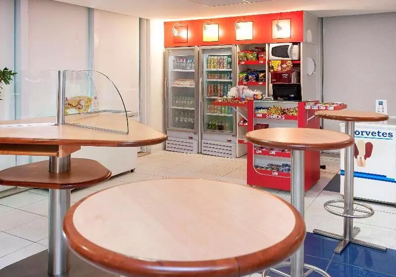 هتل Ibis Budget Vitoria