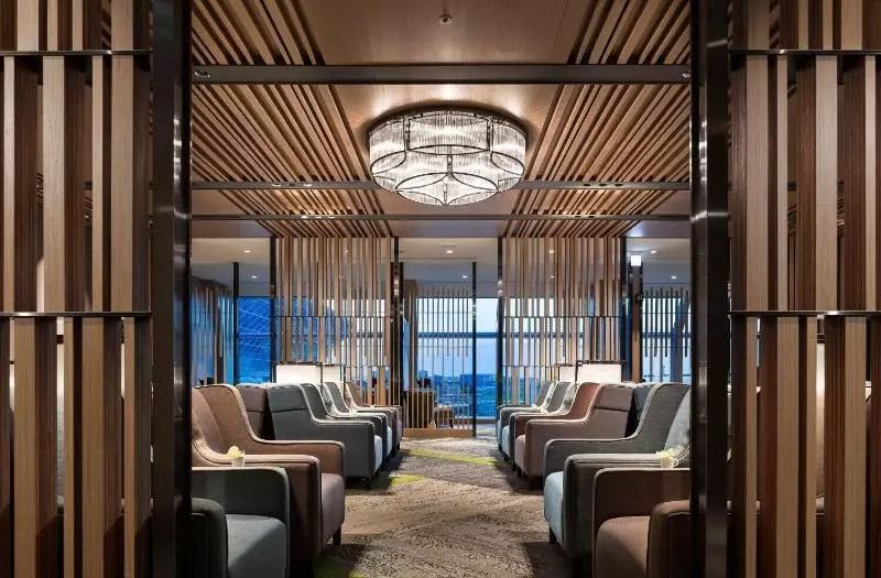 هتل Plaza Premium Lounge Terminal 2 Zone A