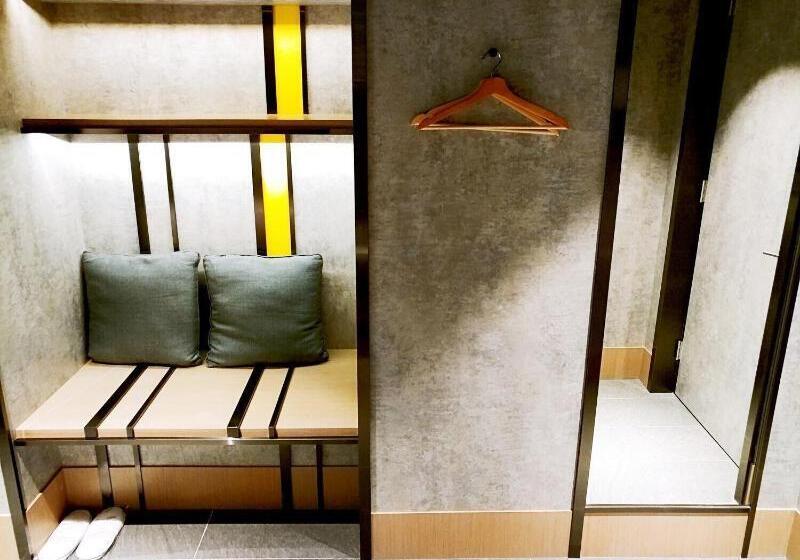 هتل Plaza Premium Lounge Terminal 2 Zone A