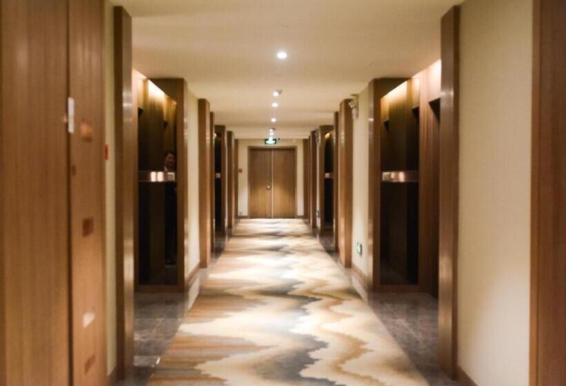 فندق Southern Club Station 1